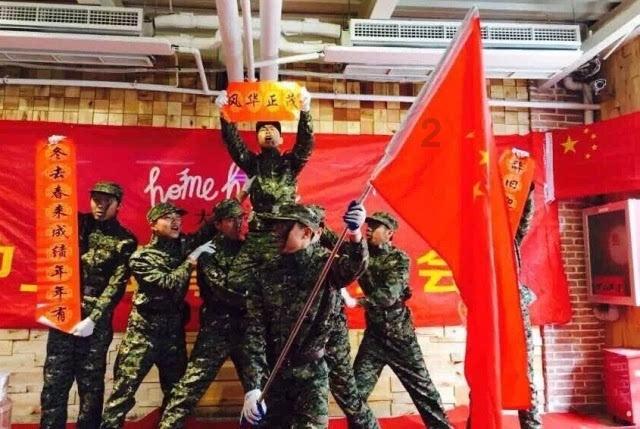 为什么女性服务员那么多？